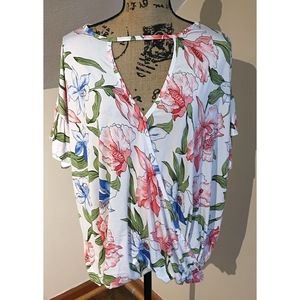 Keyhole Loose-fit blouse